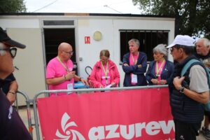 Accueil des triplettes sur le terrain